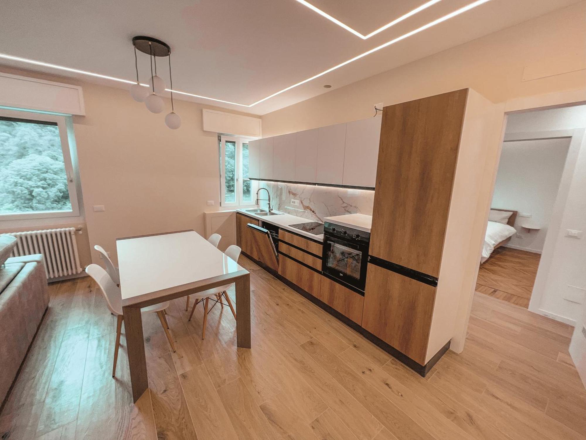 Attici Alba E Tramonto Ospedale E Vista Apartment Бреша Екстериор снимка